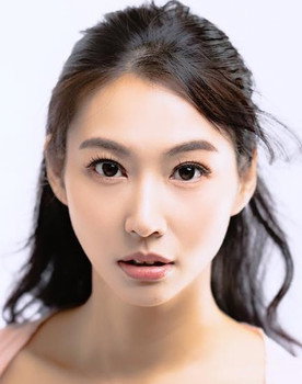 Xenia Chong as