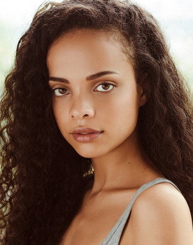 Sierra Sidwell as Tamara