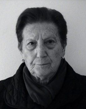 Josefa Centeno as Encarna