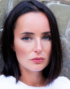 Polya Polyakova as wife Stariy