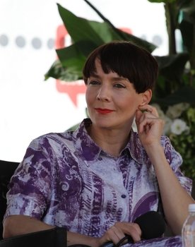 Maria Veitola as Interviewer