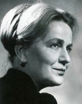 Elizaveta Solodova as военврач Греч