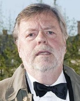 Ole Ousen as Musiker