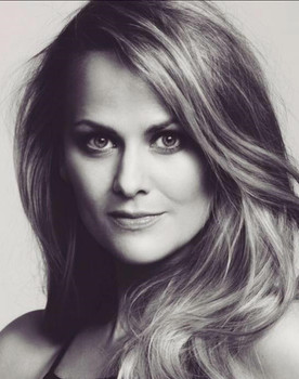 Mari Eriksmoen as Marzelline