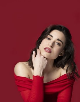 Júlia Fortaña as Joana