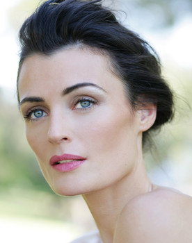 Lyne Renee