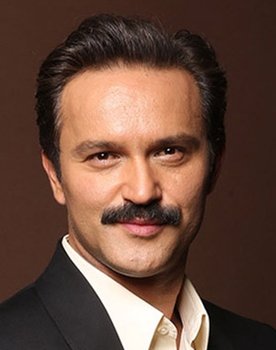 Bülent Çolak as Sami