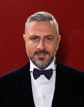 قيس شيخ نجيب