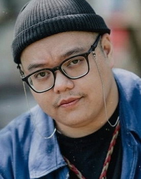 Nikki Celis as Taho Man (Voice)