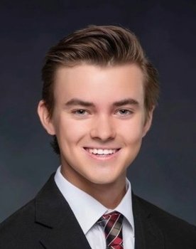 Justin Eckert as Ian