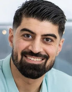 Dilsad Sahin as Vært