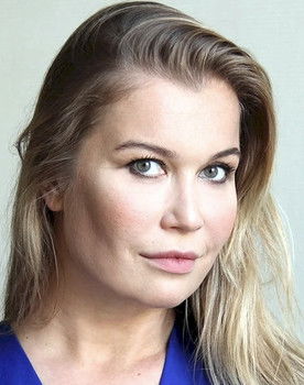 Kristina Babushkina as Валентина