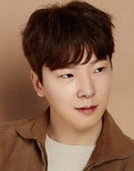 Park Kyung-Soon as Wang Kyung-tae