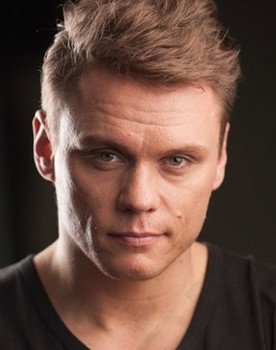 Sean Kohnke as Boxer