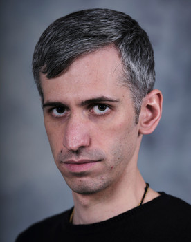 Daniele Bertolucci as The Figure