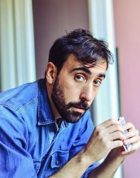 Maximiliano Galeano as El Terapeuta