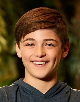 Asher Angel Photo