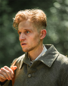 Théo Andres as Hanz