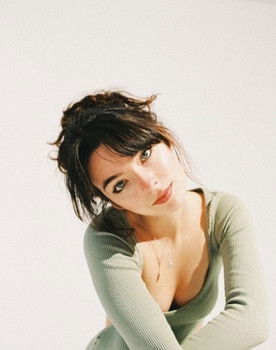 Naroa Reynés as La Chica