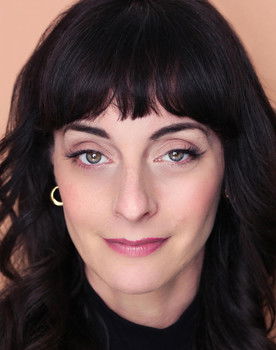 Lindsay Ames as Shana