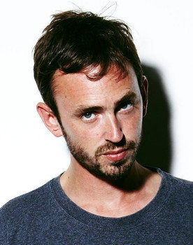Axel Petersén as Man in playground
