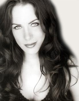 Amber Lee as Carmel