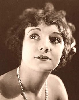 Alice Day as Polly Durant