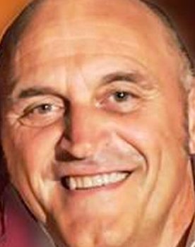 Luciano Donda as Ragioniere