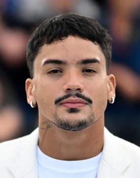 Iago Xavier as Heraldo