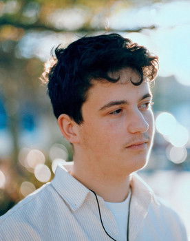 Hugo Montgomery as Joel