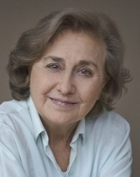 María Teresa Altés as Carmen