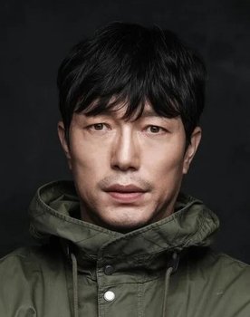 Na In-kyu as Yook Jung-tae