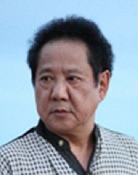 Ma Ju-Lung as Aga's Stepfather