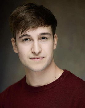 Aaron Hannah as Aaron