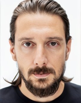 Engin Hepileri as Barba