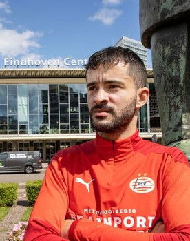 Dennis Kaal as Self - Teekay