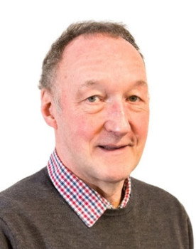 Roddy Forsyth as Self