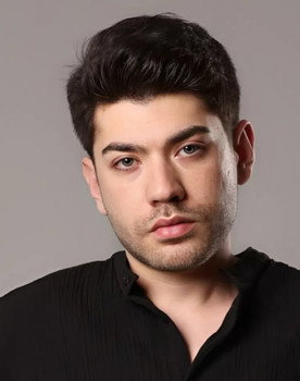 Demir Küpeli