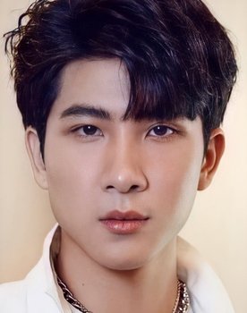 Thanawat Ratanakitpaisan as Khotom