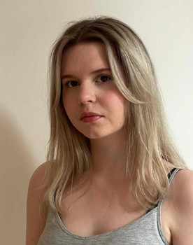 Julie Berge Westreng as Teilo