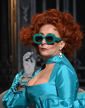 Judit Gombos as Magdi néni