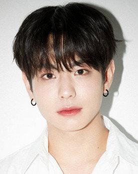 Keita as Self - Contestant