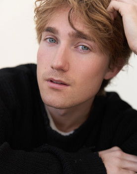 Ethan Lamb-Kelly as Laz