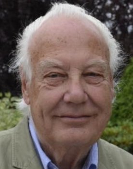 Paul Kühling as Self