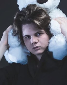 Mario Giarola as Marcel