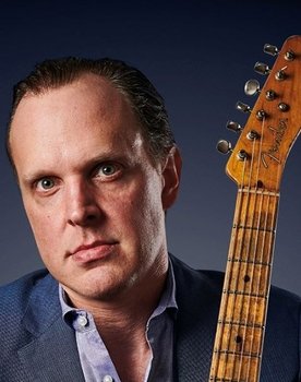 Joe Bonamassa as Self