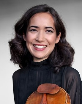 Vivane Hagner as Violinist