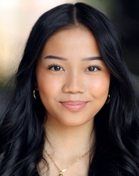 Bea Ward as Young Bonnie