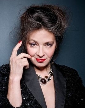 Catherine Ringer as Self