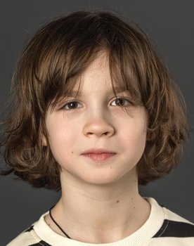 Александр Самусев as Sasha